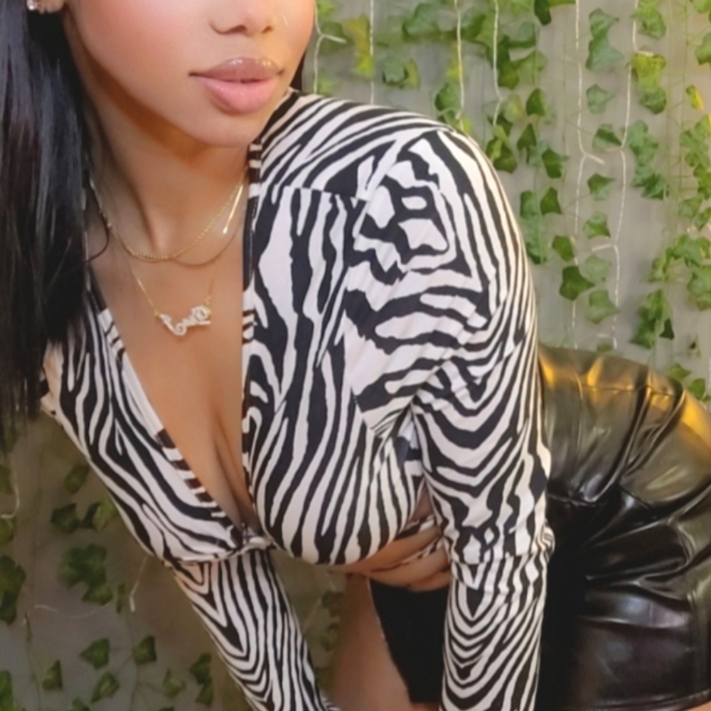 Zebra tie crop top